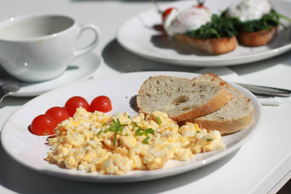 Dreaming of Scrambled Eggs – Meaning and Interpretation | Dream Glossary