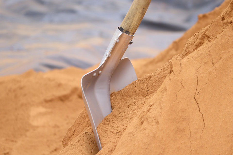 What Does It Mean to Dream of a Shovel? Dream Glossary