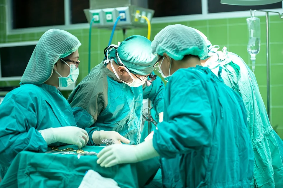 Doctors and anesthesiologists perform the operation