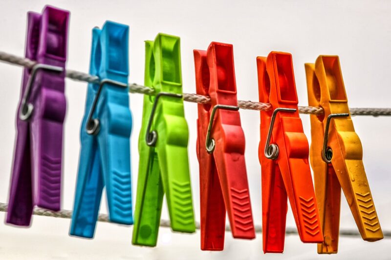 Clothespins of different colors